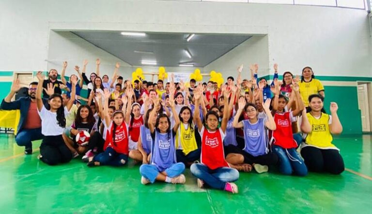 É Gol: Projeto socioeducativo da Águas de Manaus contempla estudantes da rede municipal com aulas gratuitas de futebol