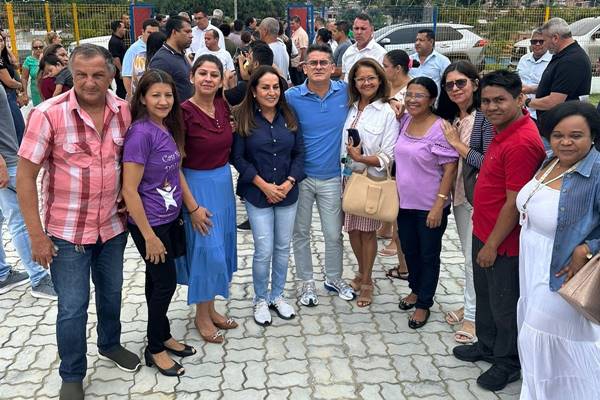 Vereadora Glória Carratte participa da inauguração de creche municipal na manhã desta sexta-feira