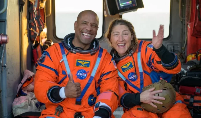 034b34af-afp__20260411__2270257135__v2__highres__artemisiimoonmissionrecovery-708x416-1.webp