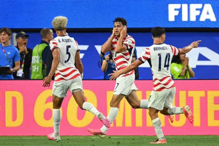 AFP__20260613__B6XR33R__v2__MidRes__TopshotFblWc2026Match04UsaPar.webp
