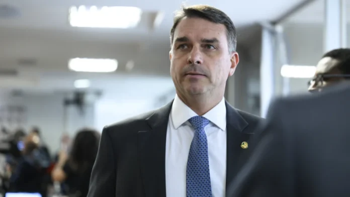 flavio-bolsonaro-trump-960x540.jpg.webp