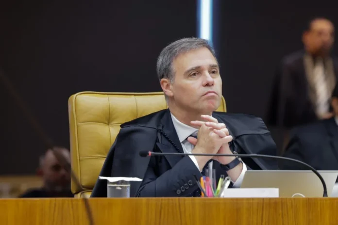 Foto-Rosinei-CoutinhoSTF-mendonca2-1024x683-1.webp
