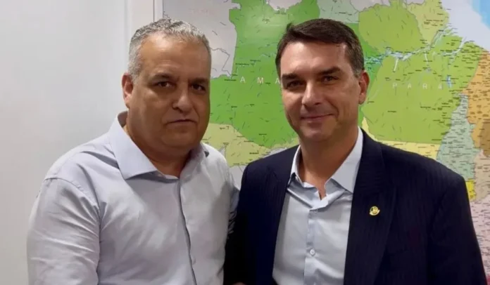 flavio-bolsonaro-e-alfredo-gaspar.webp