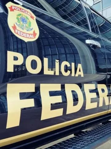 viatura-da-policia-federal-1656416857610_v2_360x480.jpg.webp