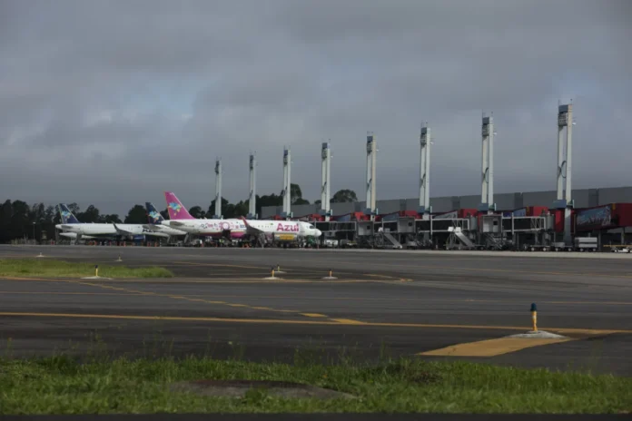 curitiba-aeroporto-1jpg-f3de22b8.webp