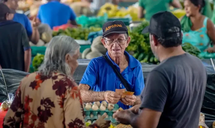 mercado-2000-em-santarm_55281065980_o.webp