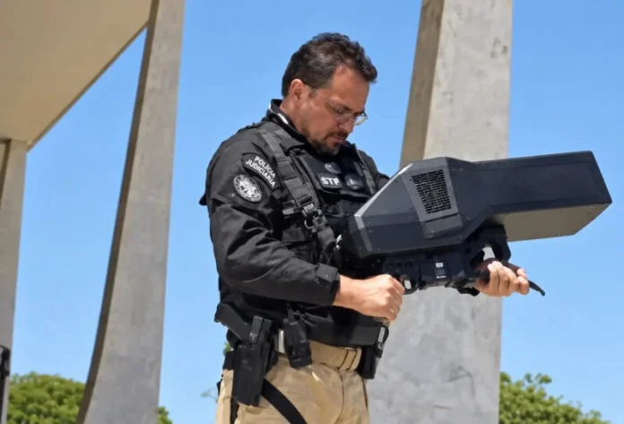 policial1.webp