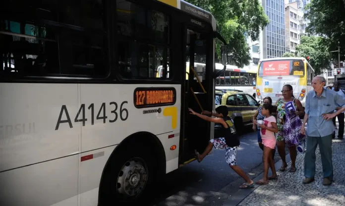 942345-passagem_onibus.webp